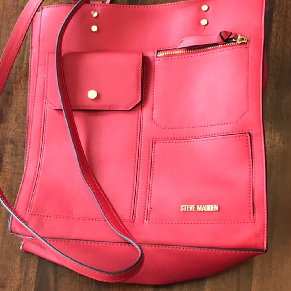 Steve Madden red purse